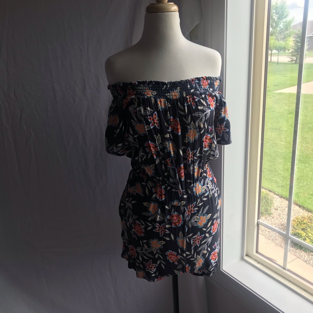Loft outlet floral romper.